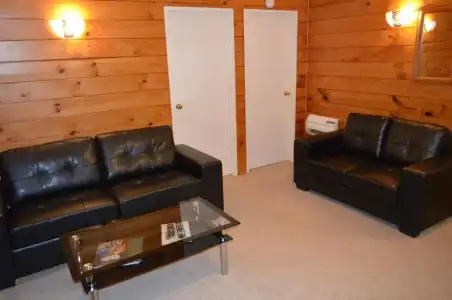 Cedarwood Lakeside Motel & Conference Venue - 63