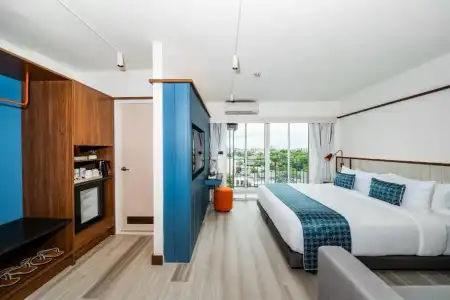 Amber Sukhumvit 85 - 72