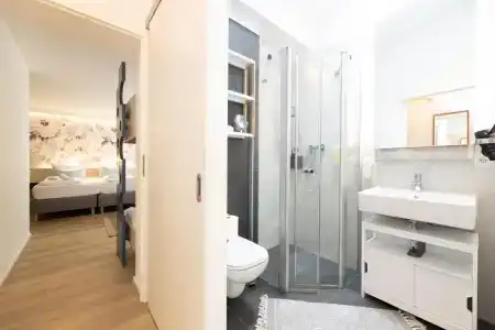 Little Suite Apartments - 55