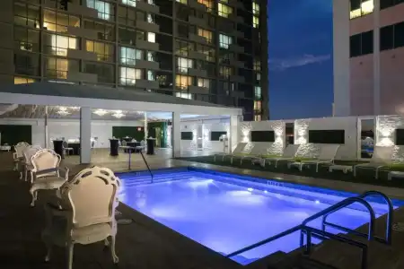 DoubleTree by Hilton Tallahassee - 13