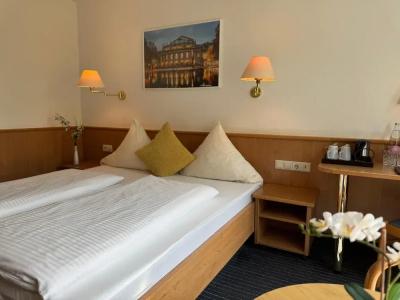 Mirage City Stuttgart Zentrum - 38