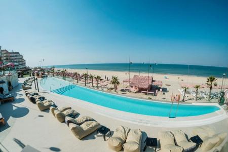 Ons Oceanfront - Adults Only - 17