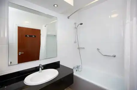 DoubleTree by Hilton Bristol North - 69