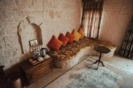 Hu of Cappadocia - 75