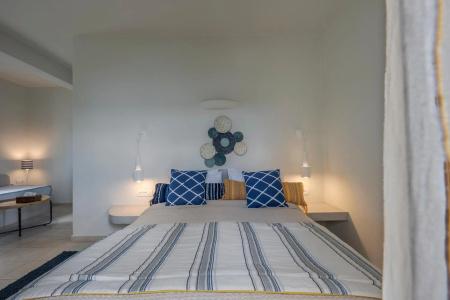 Blue Dolphins Apartments - 1