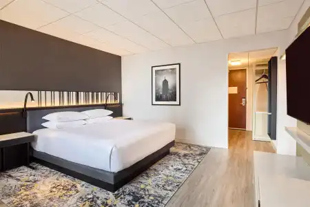 Hyatt Regency - 65