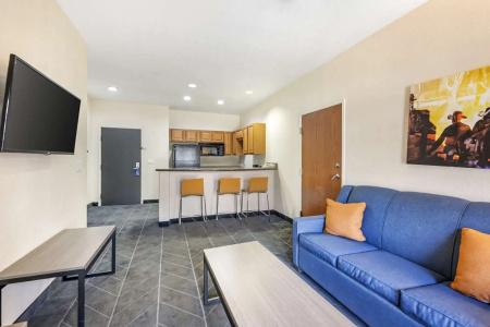 Best Western Lubbock West Inn & Suites - 41