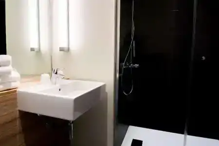 Campanile PRIME - Montpellier Centre St Roch - 41