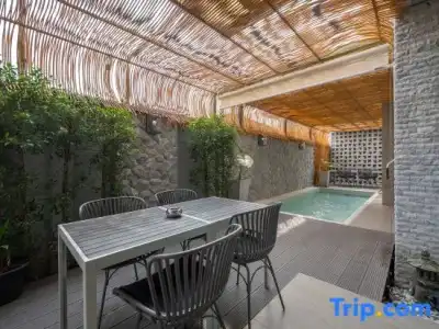 Shan Villas Sukhumvit - 106