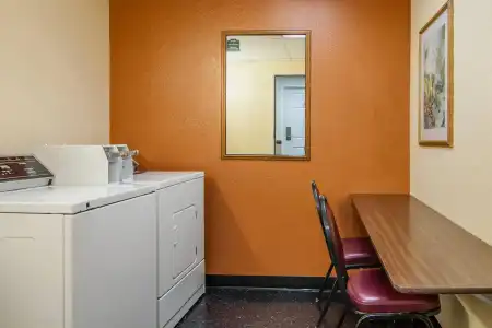 Quality Inn & Suites Medford Airport - 28