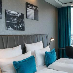 Motel One Berlin - Upper West - 23