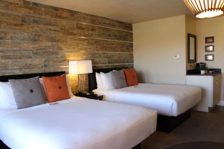 Inn on the Cliff - 2