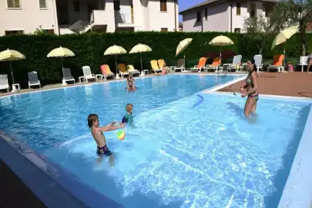 Bella Peschiera - 14