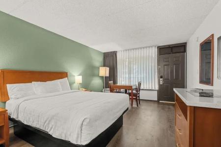 Vagabond Inn Executive Old Town - 34