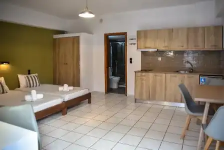 Iraklis Studios & Apartments - 134