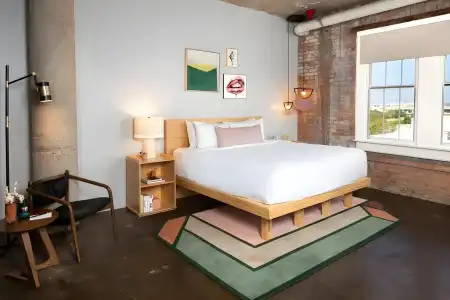 Canvas Dallas - 16