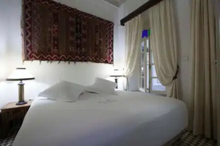 Riad  Emotion - 76