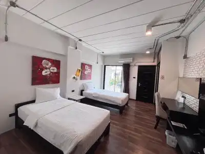 Diary Suite - 30