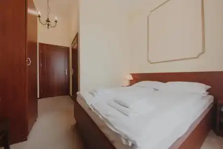 Cesarski - 30