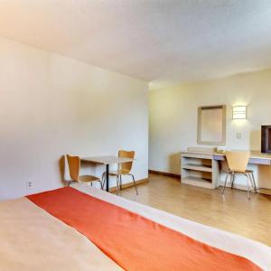 Motel 6 Washington, DC - 20