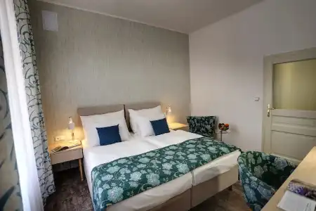 ASTORIA & Medical Spa - 5