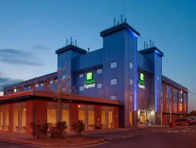 Holiday Inn Express Oxford-Kassam Stadium by IHG - 0