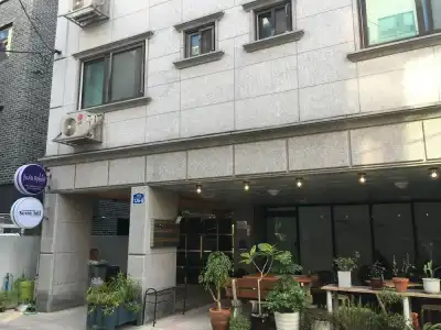 Sunny Hill Guesthouse Hongdae - 0