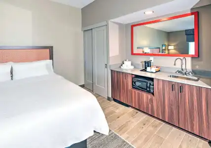 Hampton Inn by Hilton Ottawa - 23