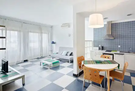 Apartamentos Mayerling Bisbe Urquinaona - 11
