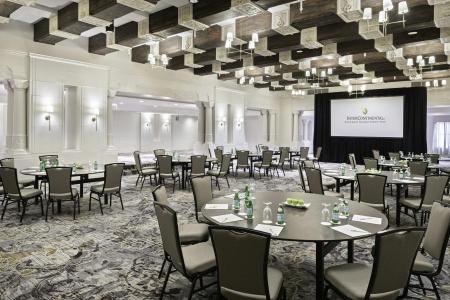 InterContinental Chicago Magnificent Mile by IHG - 35