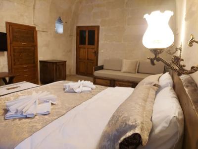 Armesos Cave - 143
