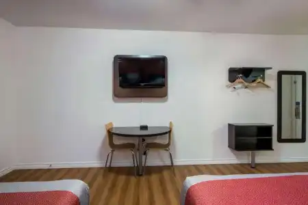 Motel 6 Sudbury, ON - 36