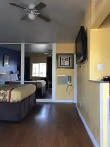 Encore Motel - 21