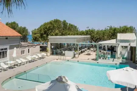 Rhoe Seaside Apartments - 69
