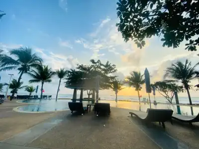 Alongkot Beach Resort Khanom - 13