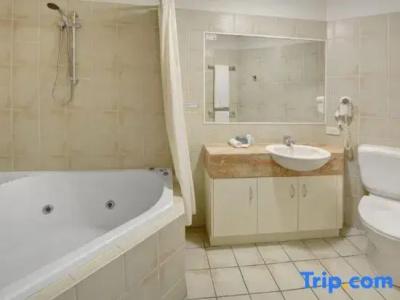 Raffles Mooloolaba - 80