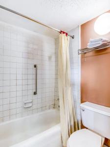 OYO O Jackson I-55 North - 35