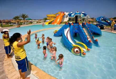 Le Soleil Bella Vista Resort - 22