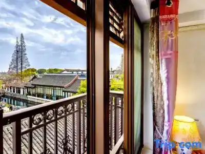 Yuhua Chunxiao Boutique Theme Inn - 42
