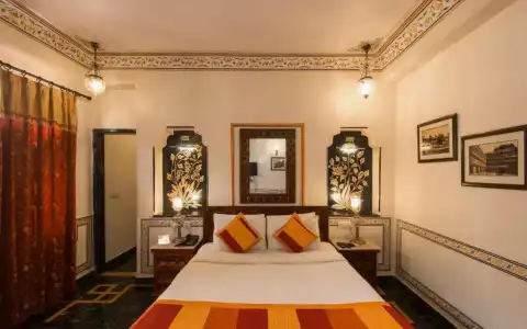 Umaid Mahal - A Heritage Style Boutique - 33