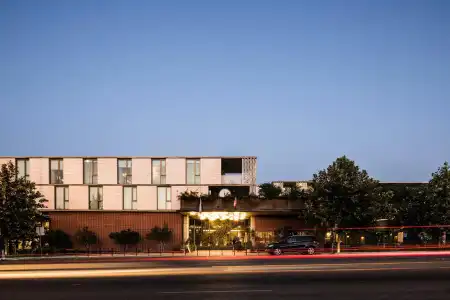 South Congress - 0