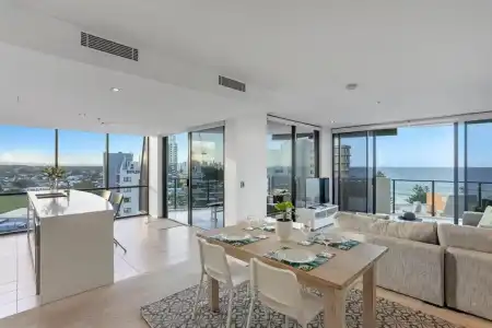Ambience on Burleigh Beach - 168