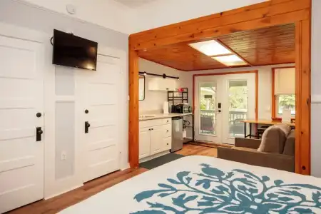 Aloha Junction Bed and Breakfast -Minutes Away from Hawaii Volcanoes National Park - 91