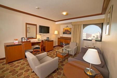 Ramada by Wyndham Bahrain - 31