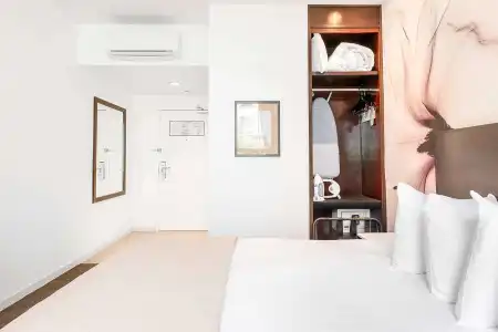 The O, Trademark Collection by Wyndham - 4