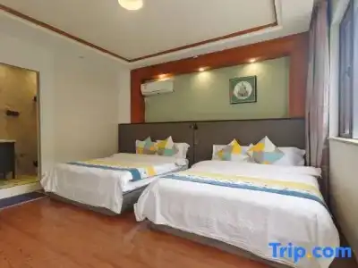 Tranquil Shores Holiday Apartments - 182