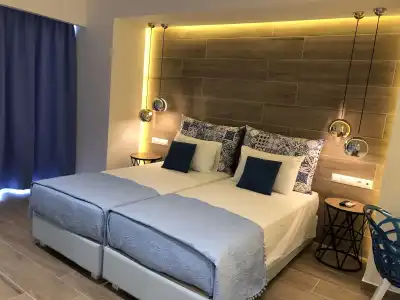 Elpida Beach Studios - 1