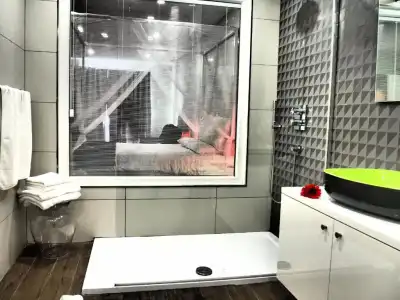 Adelphi Boutique - 6