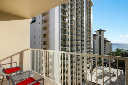 Club Wyndham at Waikiki Beach Walk - 37
