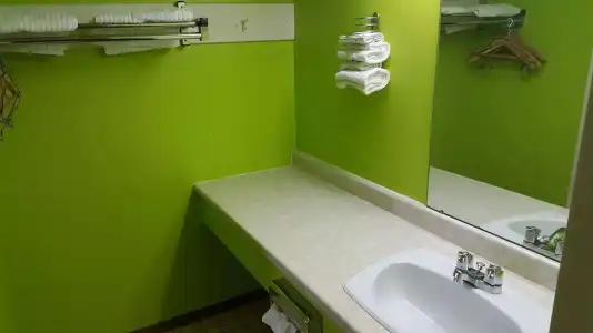 Town N Country Motor Inn - 13